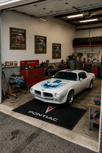 Premium Pontiac Garage Rug – 5x7 ft (60x87")